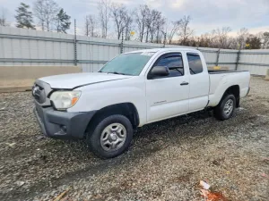 2015 TOYOTA TACOMA