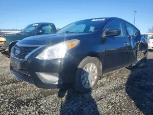 2015 NISSAN VERSA