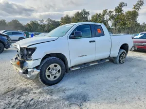 2011 TOYOTA TUNDRA