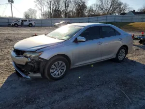 2013 TOYOTA CAMRY