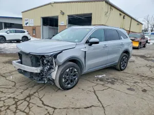 2025 KIA SORENTO
