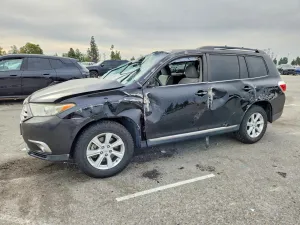 2013 TOYOTA HIGHLANDER