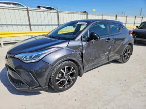 2022 TOYOTA C-HR