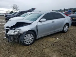 2011 TOYOTA CAMRY