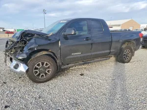 2013 TOYOTA TUNDRA
