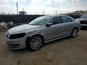 2012 VOLKSWAGEN PASSAT