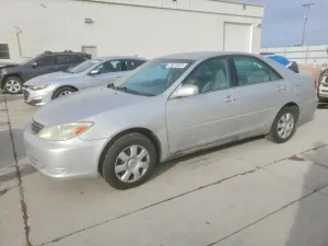 2004 TOYOTA CAMRY