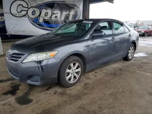 2011 TOYOTA CAMRY