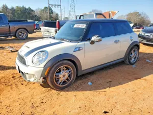 2010 MINI COOPER
