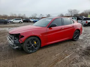 2021 ALFA ROMEO GIULIA