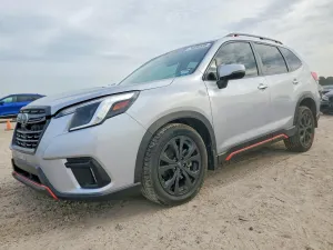 2022 SUBARU FORESTER