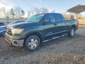 2013 TOYOTA TUNDRA