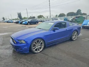 2013 FORD MUSTANG