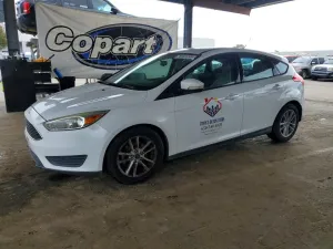 2016 FORD FOCUS