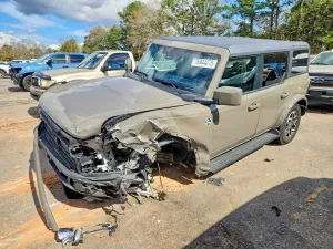 2025 FORD BRONCO OUT