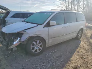 2013 CHRYSLER MINIVAN