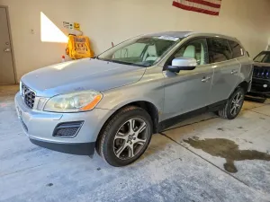 2013 VOLVO XC60