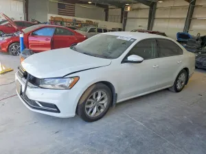 2018 VOLKSWAGEN PASSAT