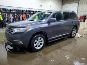 2013 TOYOTA HIGHLANDER