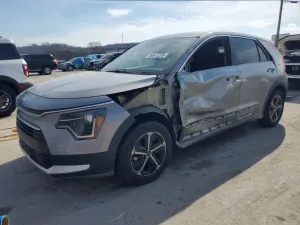 2023 KIA NIRO