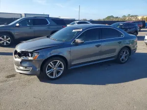 2014 VOLKSWAGEN PASSAT