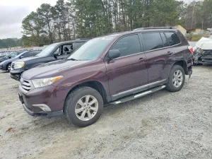 2011 TOYOTA HIGHLANDER