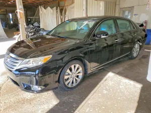 2011 TOYOTA AVALON