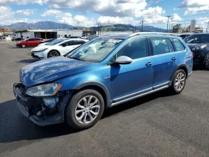 2017 VOLKSWAGEN GOLF