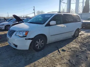 2009 CHRYSLER MINIVAN