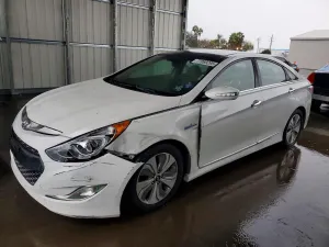 2013 HYUNDAI SONATA