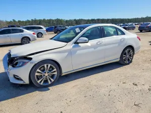 2015 MERCEDES-BENZ C-CLASS