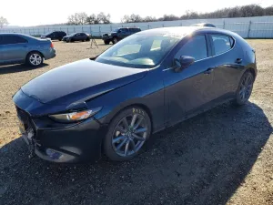 2019 MAZDA 3