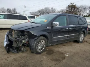 2015 CHRYSLER MINIVAN