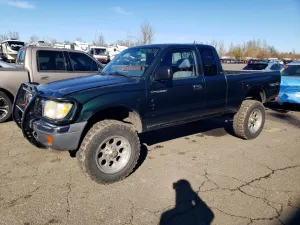 2000 TOYOTA TACOMA