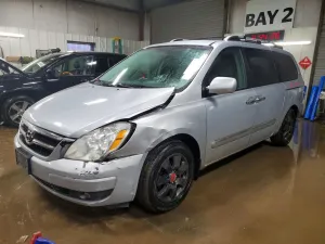 2007 HYUNDAI ENTOURAGE