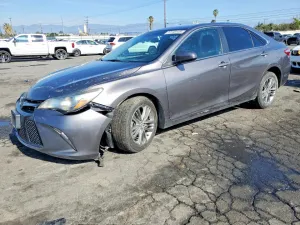 2017 TOYOTA CAMRY