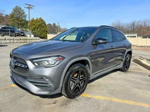 2022 MERCEDES-BENZ GLA-CLASS