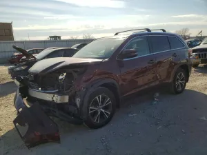 2016 TOYOTA HIGHLANDER