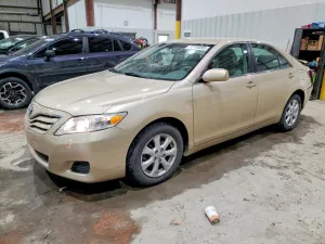 2011 TOYOTA CAMRY
