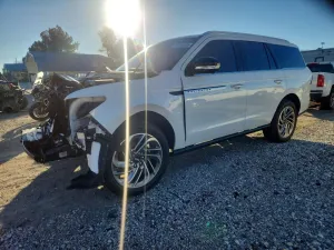 2025 LINCOLN NAVIGATOR