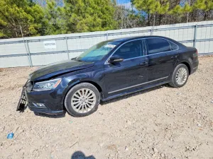 2017 VOLKSWAGEN PASSAT