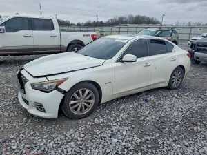 2015 INFINITI Q50