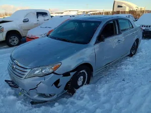 2011 TOYOTA AVALON