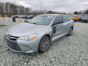2017 TOYOTA CAMRY