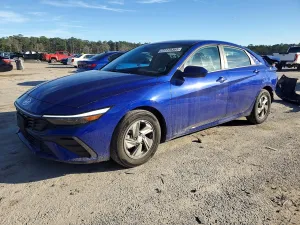 2024 HYUNDAI ELANTRA