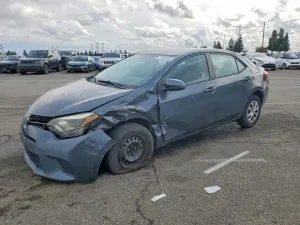 2015 TOYOTA COROLLA
