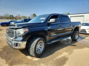 2020 TOYOTA TUNDRA