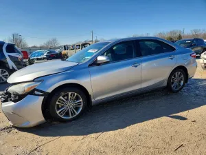 2015 TOYOTA CAMRY