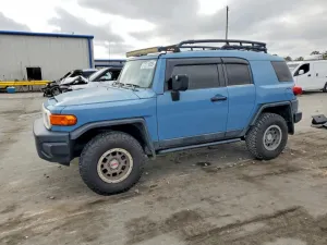 2014 TOYOTA FJ CRUISER