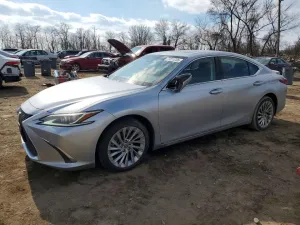 2022 LEXUS ES300